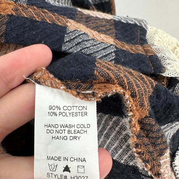 Hayden Brown Plaid Flannel Long Sleeve Lace Trim Button-Up Shirt Size Small - Picture 4 of 12